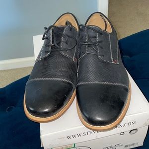 STEVE MADDEN BLACK LEATHER SHOES
